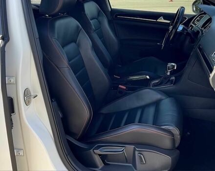 Белый Фольксваген Гольф, объемом двигателя 2 л и пробегом 66 тыс. км за 7800 $, фото 12 на Automoto.ua