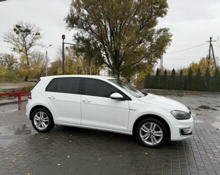 Белый Фольксваген Гольф, объемом двигателя 0 л и пробегом 113 тыс. км за 9200 $, фото 4 на Automoto.ua