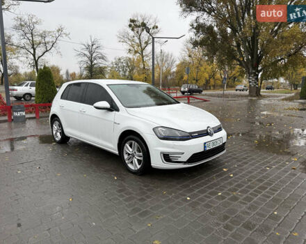 Фольксваген Гольф 2017 в Днепре (Днепропетровске) на Automoto.ua Белый Фольксваген Гольф, объемом двигателя 0 л и пробегом 113 тыс. км за 9200 $, фото 3 на Automoto.ua