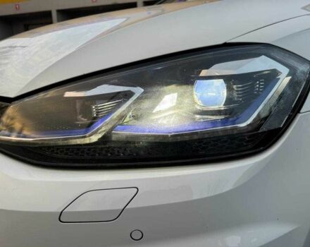 Белый Фольксваген Гольф, объемом двигателя 0 л и пробегом 139 тыс. км за 14000 $, фото 13 на Automoto.ua