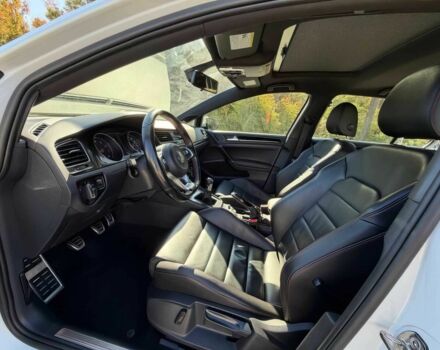 Белый Фольксваген Гольф, объемом двигателя 2 л и пробегом 64 тыс. км за 3100 $, фото 8 на Automoto.ua