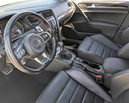 Белый Фольксваген Гольф, объемом двигателя 2 л и пробегом 69 тыс. км за 8000 $, фото 8 на Automoto.ua