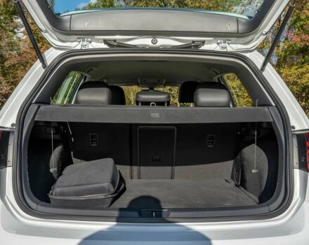 Белый Фольксваген Гольф, объемом двигателя 0 л и пробегом 64 тыс. км за 9900 $, фото 10 на Automoto.ua