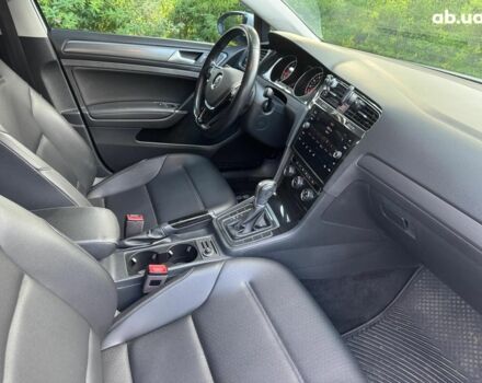 Білий Фольксваген Гольф, об'ємом двигуна 1.8 л та пробігом 79 тис. км за 15990 $, фото 25 на Automoto.ua