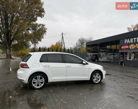 Фольксваген Гольф 2017 в Днепре (Днепропетровске) на Automoto.ua Белый Фольксваген Гольф, объемом двигателя 0 л и пробегом 113 тыс. км за 9200 $, фото 16 на Automoto.ua