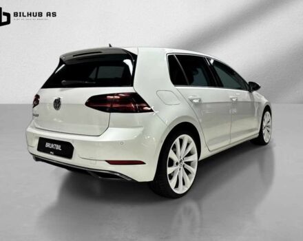 Белый Фольксваген Гольф, объемом двигателя 0 л и пробегом 98 тыс. км за 12800 $, фото 2 на Automoto.ua