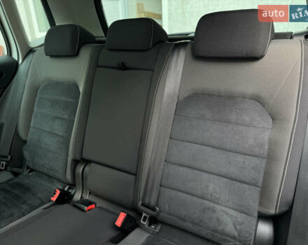 Белый Фольксваген Гольф, объемом двигателя 2 л и пробегом 274 тыс. км за 14299 $, фото 17 на Automoto.ua