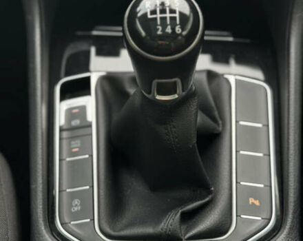 Белый Фольксваген Гольф, объемом двигателя 2 л и пробегом 274 тыс. км за 14299 $, фото 26 на Automoto.ua