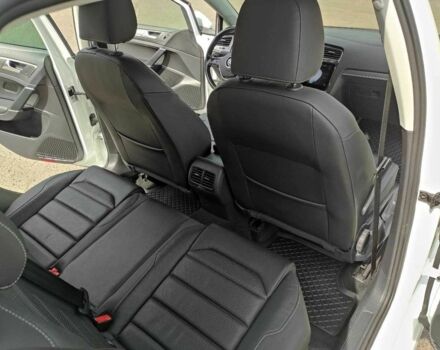 Белый Фольксваген Гольф, объемом двигателя 0 л и пробегом 95 тыс. км за 15999 $, фото 22 на Automoto.ua