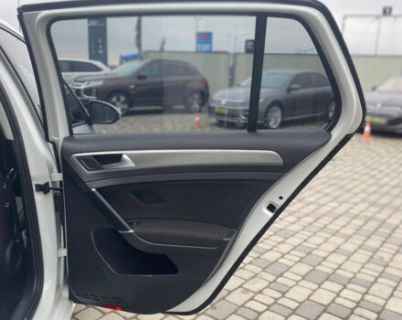 Белый Фольксваген Гольф, объемом двигателя 1.8 л и пробегом 124 тыс. км за 13800 $, фото 28 на Automoto.ua