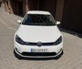 Белый Фольксваген Гольф, объемом двигателя 0 л и пробегом 139 тыс. км за 12030 $, фото 1 на Automoto.ua