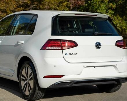 Белый Фольксваген Гольф, объемом двигателя 0 л и пробегом 62 тыс. км за 5500 $, фото 2 на Automoto.ua