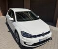 Белый Фольксваген Гольф, объемом двигателя 0 л и пробегом 139 тыс. км за 12030 $, фото 2 на Automoto.ua