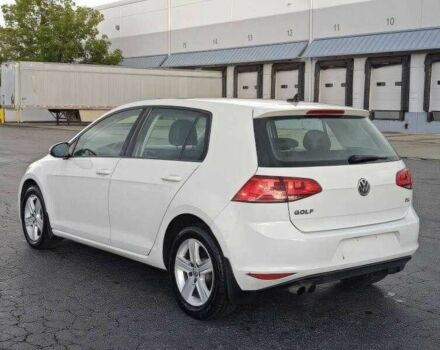 Белый Фольксваген Гольф, объемом двигателя 1.8 л и пробегом 89 тыс. км за 2600 $, фото 4 на Automoto.ua