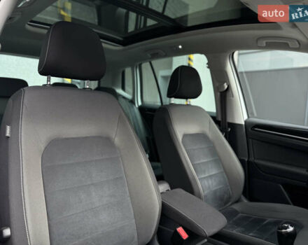 Белый Фольксваген Гольф, объемом двигателя 2 л и пробегом 274 тыс. км за 14299 $, фото 22 на Automoto.ua