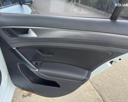 Білий Фольксваген Гольф, об'ємом двигуна 1.8 л та пробігом 79 тис. км за 15990 $, фото 22 на Automoto.ua