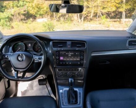 Белый Фольксваген Гольф, объемом двигателя 0 л и пробегом 66 тыс. км за 5500 $, фото 6 на Automoto.ua