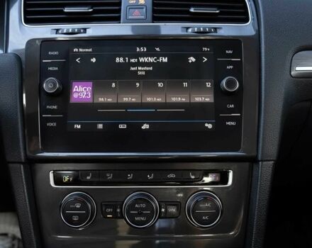 Белый Фольксваген Гольф, объемом двигателя 0 л и пробегом 62 тыс. км за 5500 $, фото 8 на Automoto.ua