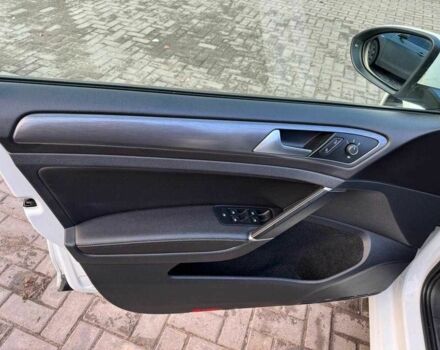 Белый Фольксваген Гольф, объемом двигателя 0 л и пробегом 139 тыс. км за 14000 $, фото 8 на Automoto.ua