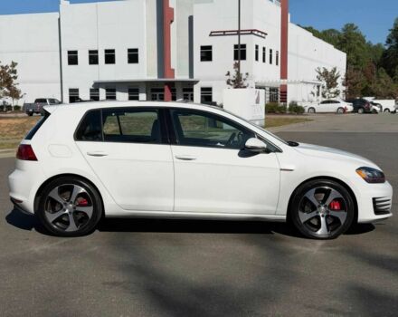 Белый Фольксваген Гольф, объемом двигателя 2 л и пробегом 64 тыс. км за 3100 $, фото 6 на Automoto.ua