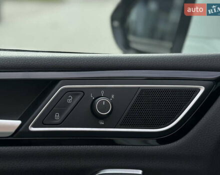 Белый Фольксваген Гольф, объемом двигателя 2 л и пробегом 274 тыс. км за 14299 $, фото 11 на Automoto.ua