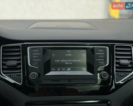 Белый Фольксваген Гольф, объемом двигателя 2 л и пробегом 274 тыс. км за 14299 $, фото 29 на Automoto.ua