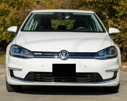 Белый Фольксваген Гольф, объемом двигателя 0 л и пробегом 66 тыс. км за 5500 $, фото 1 на Automoto.ua