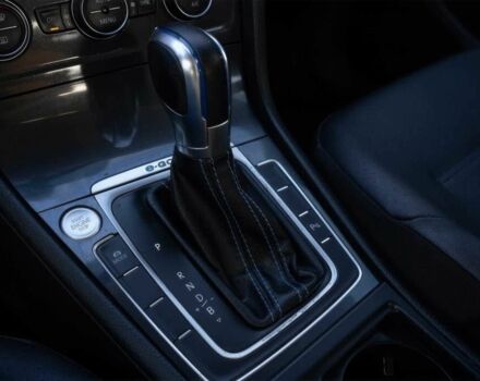 Белый Фольксваген Гольф, объемом двигателя 0 л и пробегом 64 тыс. км за 5200 $, фото 7 на Automoto.ua