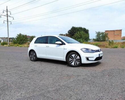 Белый Фольксваген Гольф, объемом двигателя 0 л и пробегом 95 тыс. км за 15999 $, фото 3 на Automoto.ua