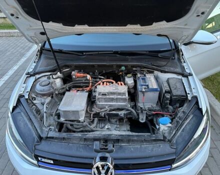 Білий Фольксваген Гольф, об'ємом двигуна 0 л та пробігом 56 тис. км за 11200 $, фото 6 на Automoto.ua