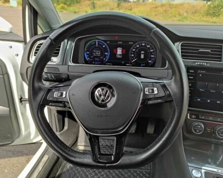 Белый Фольксваген Гольф, объемом двигателя 0 л и пробегом 95 тыс. км за 15999 $, фото 20 на Automoto.ua