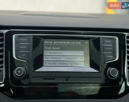 Белый Фольксваген Гольф, объемом двигателя 2 л и пробегом 274 тыс. км за 14299 $, фото 34 на Automoto.ua