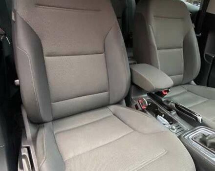 Белый Фольксваген Гольф, объемом двигателя 1.8 л и пробегом 105 тыс. км за 13000 $, фото 35 на Automoto.ua