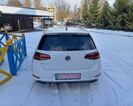 Белый Фольксваген Гольф, объемом двигателя 0 л и пробегом 101 тыс. км за 13152 $, фото 5 на Automoto.ua