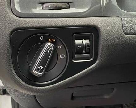 Белый Фольксваген Гольф, объемом двигателя 1.8 л и пробегом 105 тыс. км за 13000 $, фото 18 на Automoto.ua