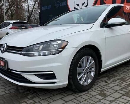 Белый Фольксваген Гольф, объемом двигателя 1.8 л и пробегом 105 тыс. км за 13000 $, фото 2 на Automoto.ua