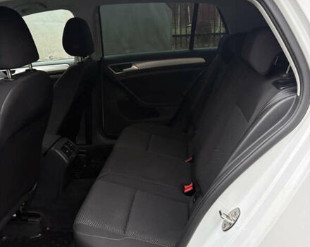 Белый Фольксваген Гольф, объемом двигателя 1.4 л и пробегом 97 тыс. км за 14800 $, фото 9 на Automoto.ua