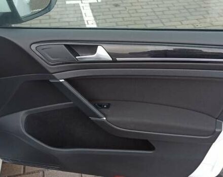 Белый Фольксваген Гольф, объемом двигателя 1.6 л и пробегом 200 тыс. км за 15500 $, фото 7 на Automoto.ua