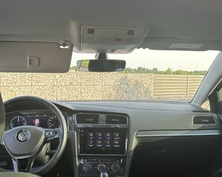 Білий Фольксваген Гольф, об'ємом двигуна 0 л та пробігом 159 тис. км за 12300 $, фото 4 на Automoto.ua