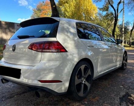 Белый Фольксваген Гольф, объемом двигателя 0 л и пробегом 101 тыс. км за 8800 $, фото 4 на Automoto.ua