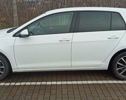 Белый Фольксваген Гольф, объемом двигателя 1.6 л и пробегом 200 тыс. км за 15500 $, фото 3 на Automoto.ua