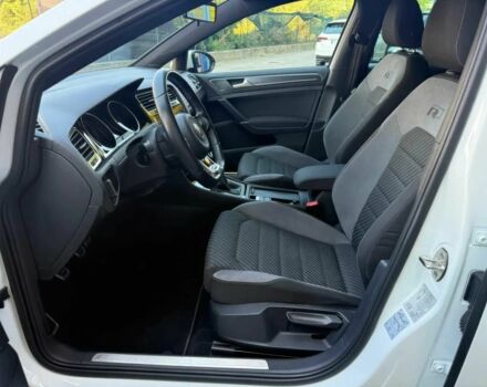 Белый Фольксваген Гольф, объемом двигателя 1.6 л и пробегом 39 тыс. км за 8100 $, фото 7 на Automoto.ua