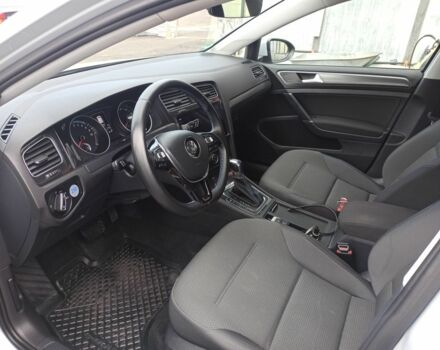 Белый Фольксваген Гольф, объемом двигателя 0 л и пробегом 72 тыс. км за 14500 $, фото 5 на Automoto.ua