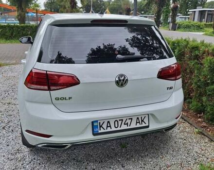 Белый Фольксваген Гольф, объемом двигателя 1.8 л и пробегом 94 тыс. км за 14500 $, фото 1 на Automoto.ua