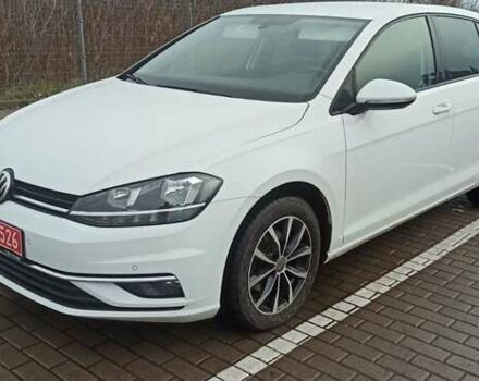 Белый Фольксваген Гольф, объемом двигателя 1.6 л и пробегом 200 тыс. км за 15500 $, фото 2 на Automoto.ua