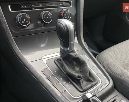 Белый Фольксваген Гольф, объемом двигателя 1.8 л и пробегом 105 тыс. км за 13000 $, фото 22 на Automoto.ua