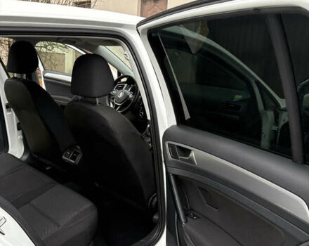 Белый Фольксваген Гольф, объемом двигателя 1.4 л и пробегом 97 тыс. км за 14800 $, фото 16 на Automoto.ua