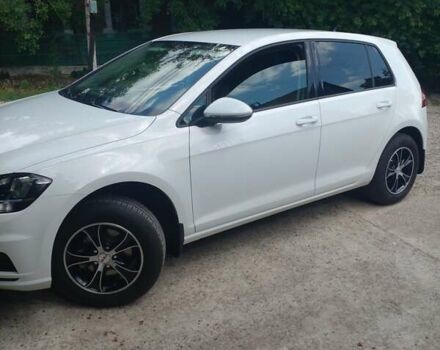 Белый Фольксваген Гольф, объемом двигателя 1 л и пробегом 30 тыс. км за 14200 $, фото 6 на Automoto.ua