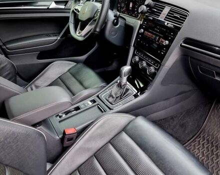 Белый Фольксваген Гольф, объемом двигателя 1.99 л и пробегом 111 тыс. км за 30000 $, фото 18 на Automoto.ua