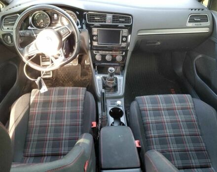 Белый Фольксваген Гольф, объемом двигателя 2 л и пробегом 45 тыс. км за 3500 $, фото 7 на Automoto.ua